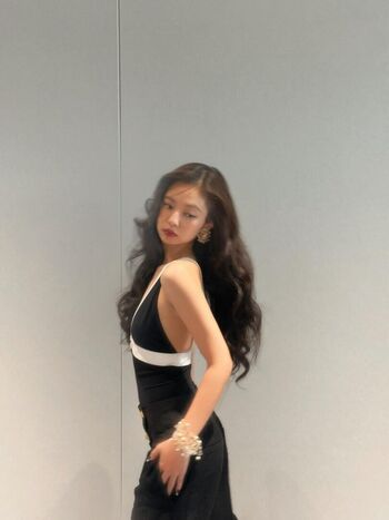 Full leaked Jennie blkpik page private onlyfans photo