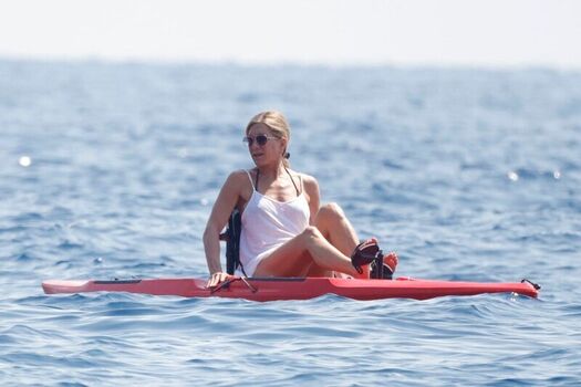Jennifer Aniston