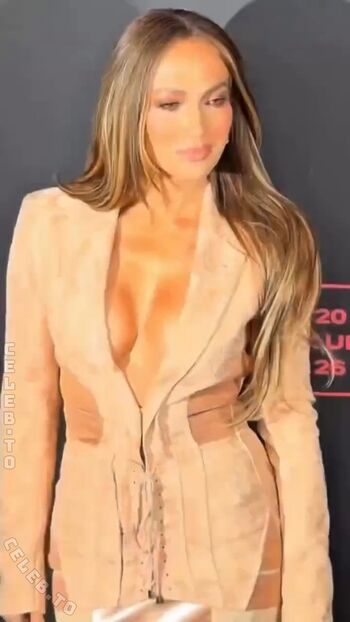 Full leaked Jennifer lopez  page private onlyfans photo