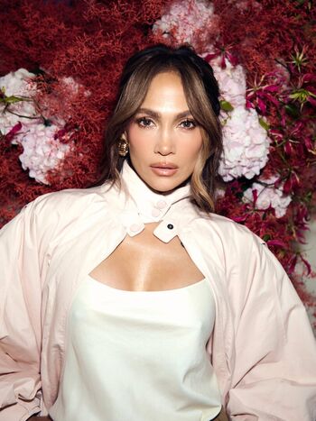 Full leaked Jennifer lopez  page private onlyfans photo