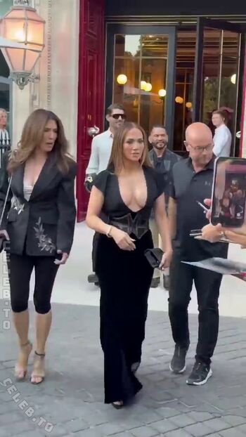 Full leaked Jennifer lopez  page private onlyfans photo