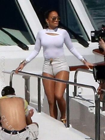Full leaked Jennifer lopez  page private onlyfans photo