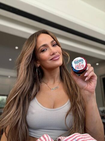 Full leaked Jennifer lopez page private onlyfans photo