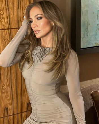 Full leaked Jennifer lopez page private onlyfans photo
