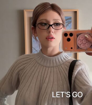 Jeon Somi/ENNIK SOMI