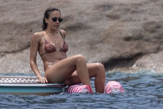 Full leaked Jessica alba  page private onlyfans photo