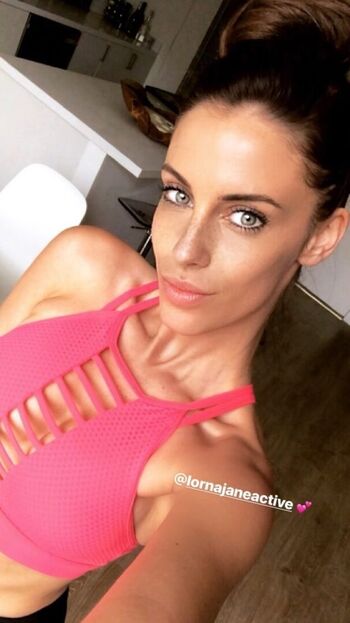 Jessica Lowndes