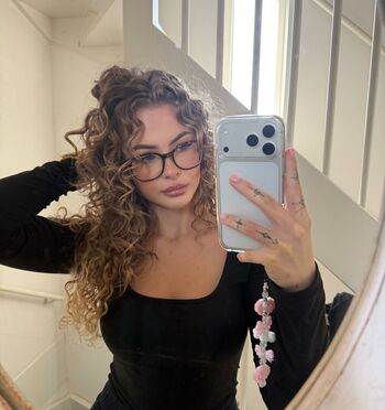 Full leaked Jillvanhoofx private onlyfans photo