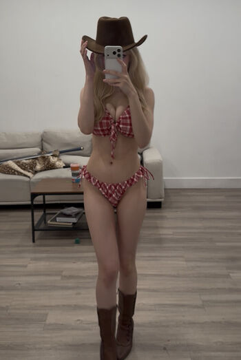 Full leaked Jillynozomi page private onlyfans photo