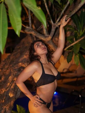 Full leaked Jinal joshi private onlyfans photo