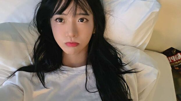 Full leaked Jinnytty private onlyfans photo