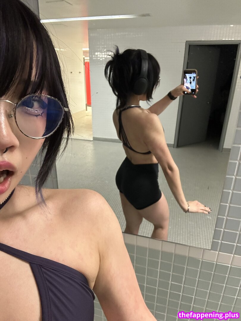 Janet He / https: / jjanethe / jjanethee / jjanether6 Foto OnlyFans Desnuda #21
