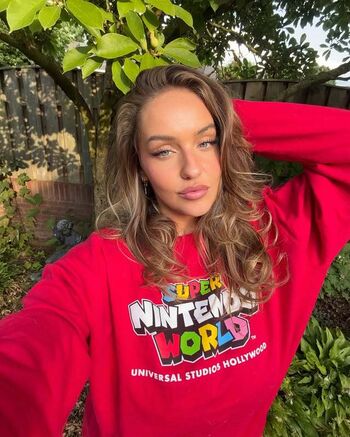 Full leaked Joannvdherik page private onlyfans photo