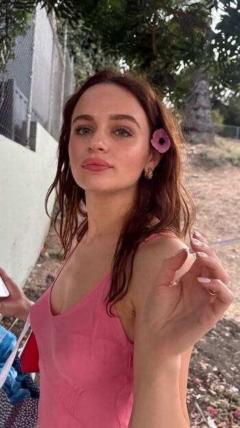 Full leaked Joey king page private onlyfans photo