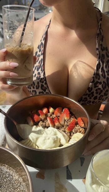 Full leaked Jolanta nm private onlyfans photo