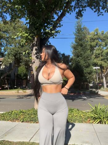 Full leaked Jooju fit private onlyfans photo