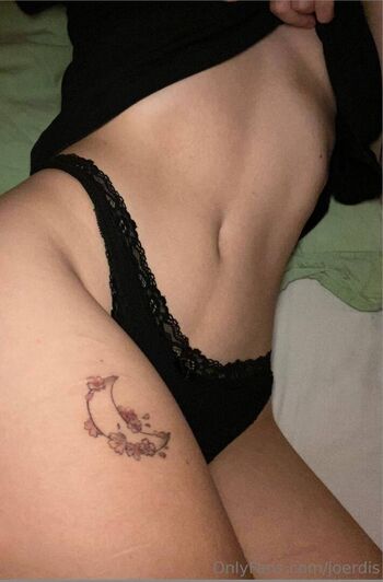 Full leaked Jouerdis private onlyfans photo