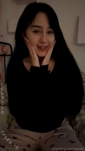 Full leaked Jouerdis private onlyfans photo