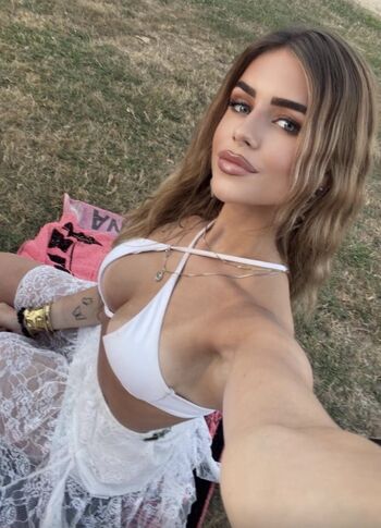 Full leaked Joyliana private onlyfans photo