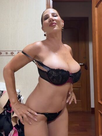 Full leaked Juaniflower private onlyfans photo