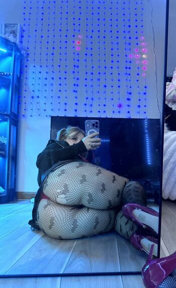Full leaked Jubbilix x private onlyfans photo