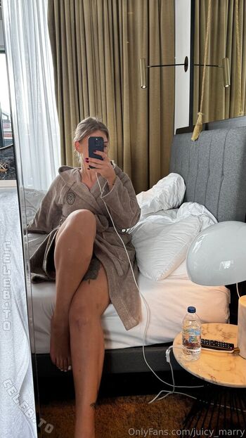 Full leaked Juicy marry page private onlyfans photo