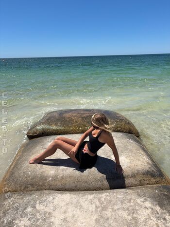 Full leaked Juleee private onlyfans photo