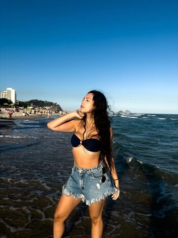 Julia Alvarenga