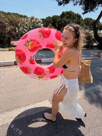 Full leaked Julia beautx private onlyfans photo
