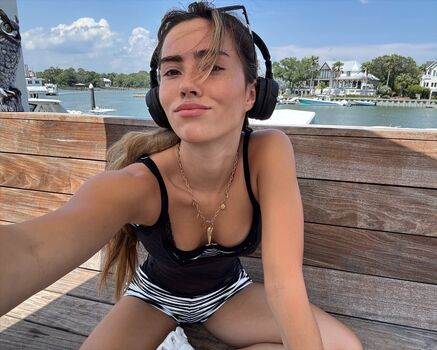Full leaked Julia ernst page private onlyfans photo