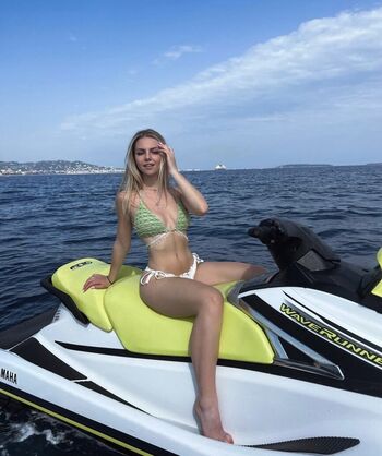 Full leaked Julia hhlrr private onlyfans photo