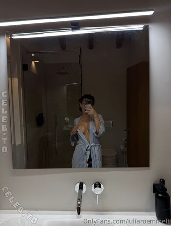 Full leaked Julia rommelt  page private onlyfans photo