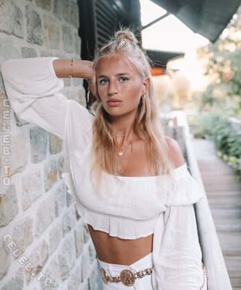 Full leaked Julia schacht private onlyfans photo