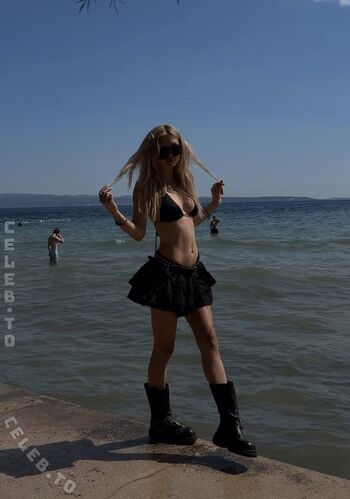 Full leaked Julia wulf private onlyfans photo