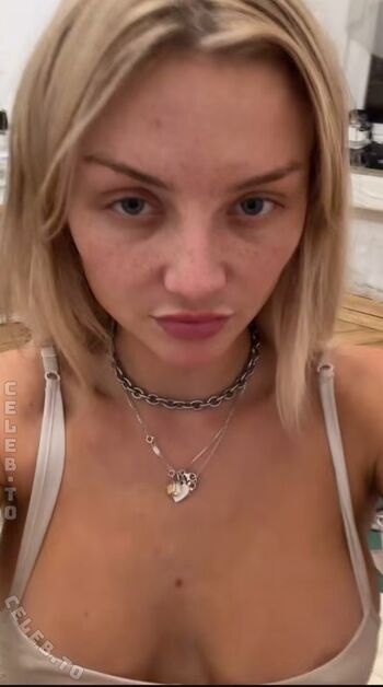 Full leaked Julia wulf page private onlyfans photo