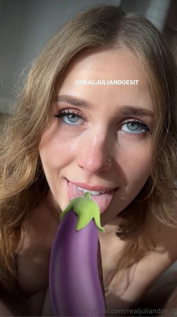 Full leaked Juliandoesit private onlyfans photo