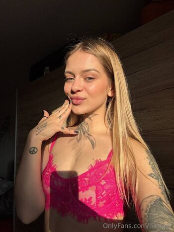 Full leaked Julianizza private onlyfans photo