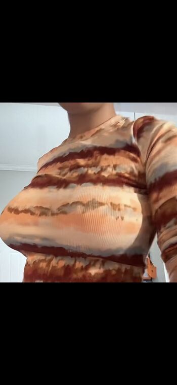 Julianna Elisee / @juliannaelisee / @elizabethgrantfandom