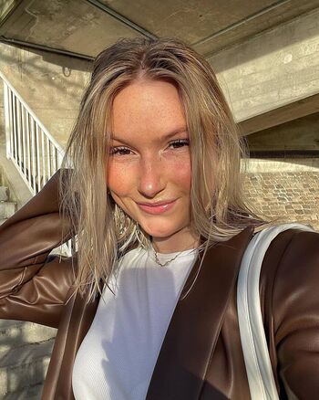 Full leaked Julie skov private onlyfans photo
