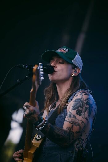Full leaked Julien baker private onlyfans photo