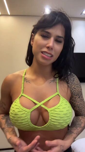 Full leaked Jully oliveira page private onlyfans photo