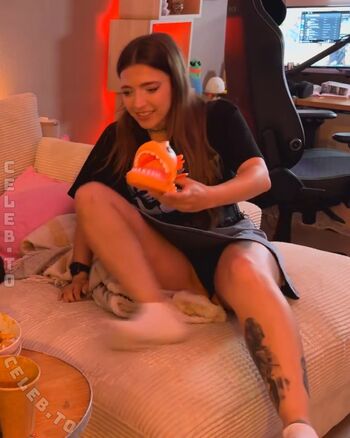 Full leaked Junicats private onlyfans photo