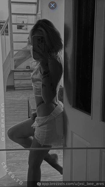 Full leaked Jxsi bee ares  page private onlyfans photo
