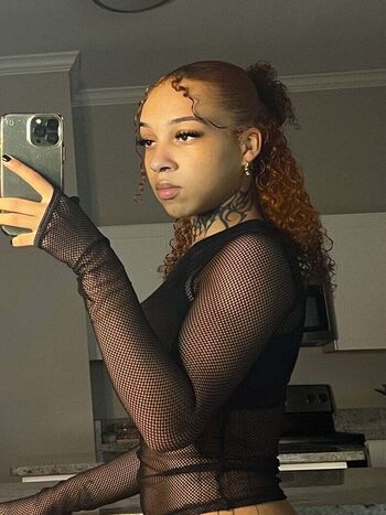 Full leaked Knkykha private onlyfans photo
