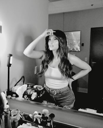 Full leaked Kacey musgraves private onlyfans photo