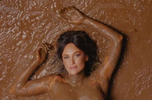 Full leaked Kacey musgraves private onlyfans photo