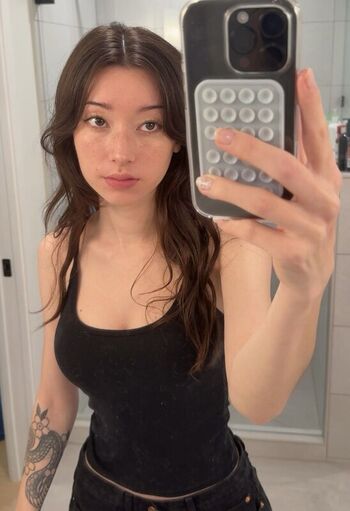 Full leaked Kaerisake private onlyfans photo