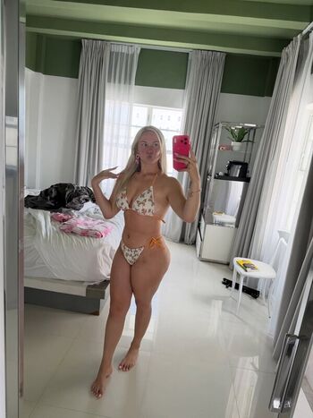 Full leaked Kailiwoop private onlyfans photo