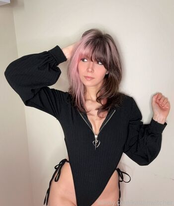 Full leaked Kaitlin witcher  page private onlyfans photo