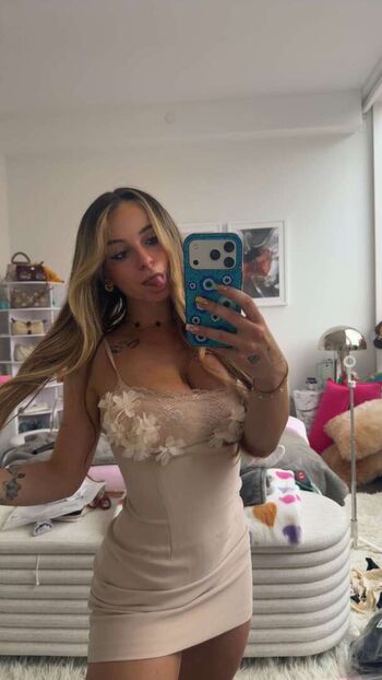 Full leaked Kaitlyn krems page private onlyfans photo